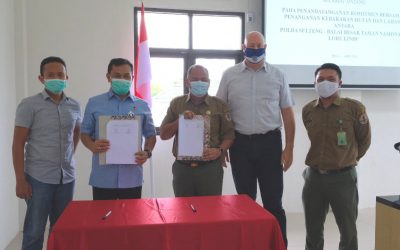 Penandatanganan Komitmen Bersama Pengendalian Kebakaran Hutan Dan Lahan Antara BBTNLL – POLDA SULTENG